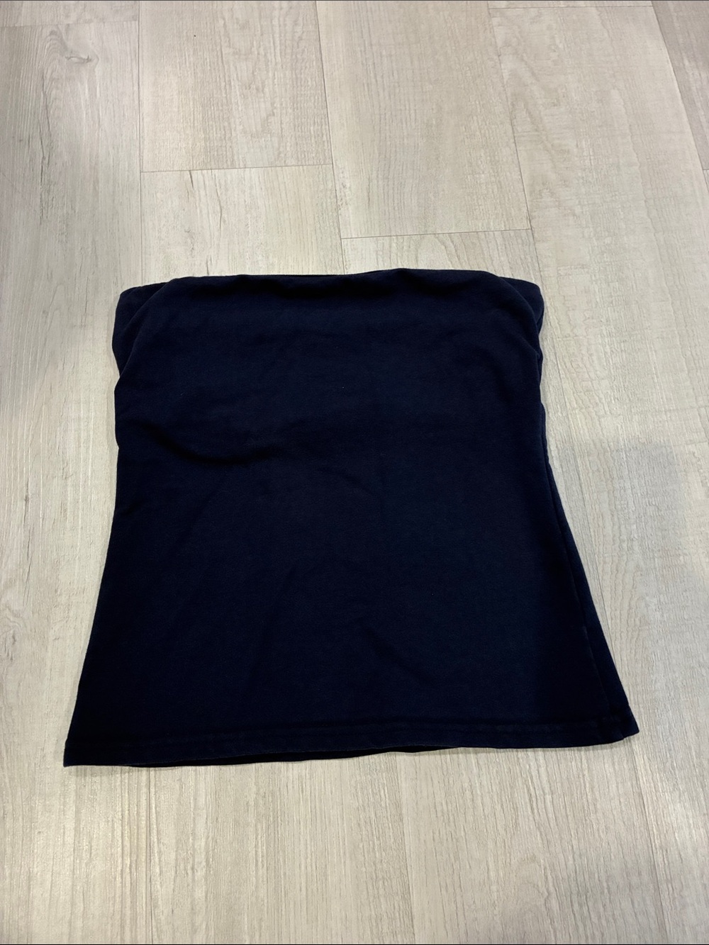 Edikted Navy Strapless Tube top
